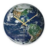 Horloge mondiale planisphère terre.